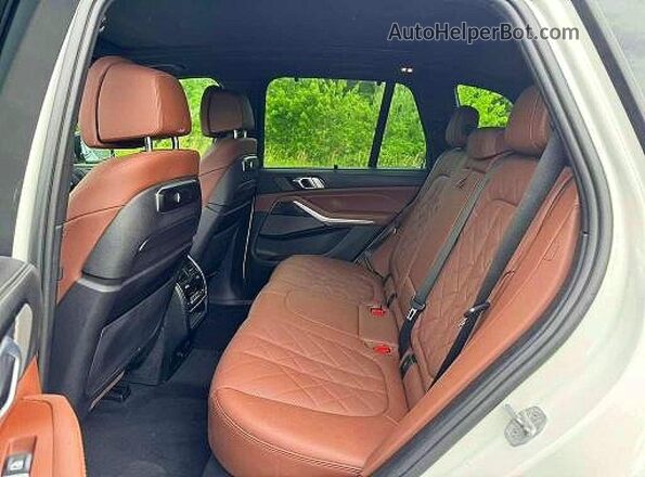5UX23EU05R9T11163 2024 BMW X5 Белый Вид щитка приборов