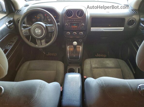 1C4NJDBB1HD142984 2017 JEEP COMPASS Серый Вид щитка приборов