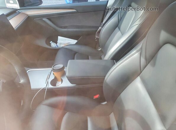 7SAYGAEE2SF239064 2025 TESLA MODEL Черный Вид задних сидений