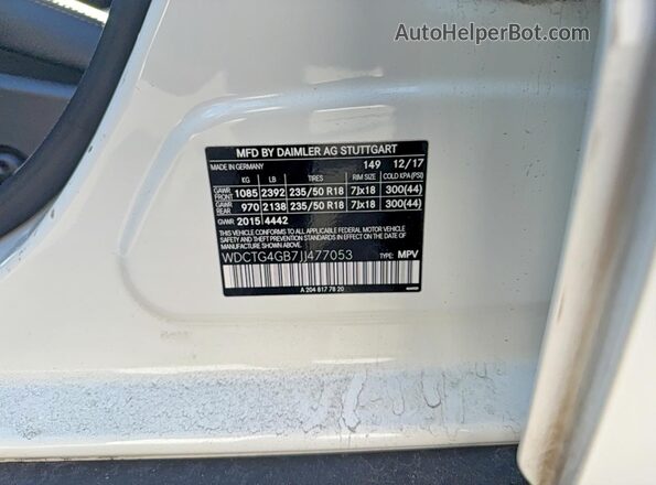 WDCTG4GB7JJ477053 2018 MERCEDES-BENZ GLA Белый Вид задней части салона