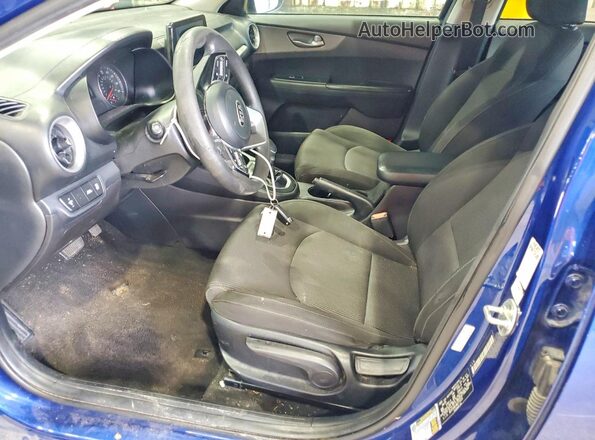 3KPF24AD1ME275533 2021 KIA FORTE Синий Вид панели приборов