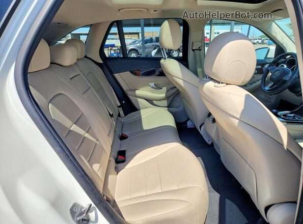 WDC0G4KB7HF118860 2017 MERCEDES-BENZ GLC-CLASS White უკანა სალონის ხედი