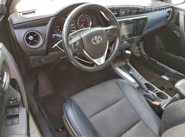 2T1BURHE4HC958707 2017 TOYOTA COROLLA Белый Вид щитка приборов
