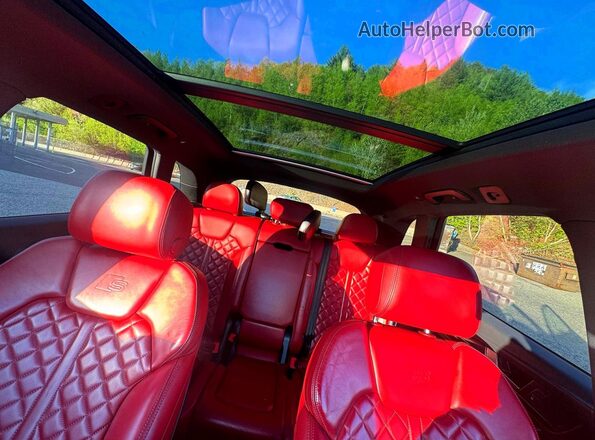 WA1C4AFY4K2020158 2019 AUDI SQ5 Black Rear interior view