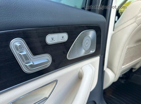 4JGFF5KE6LA125450 2020 MERCEDES-BENZ GLS Черный Панорамный вид салона 360°