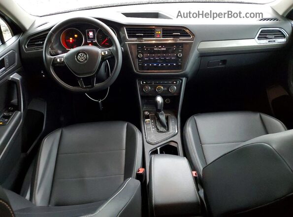 3VV3B7AX8MM039001 2021 VOLKSWAGEN TIGUAN Серый Вид щитка приборов