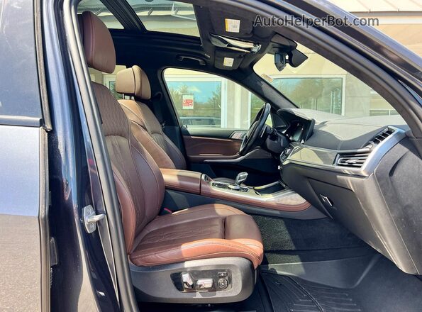 5UXCX6C00N9J47458 2022 BMW X7 Серый Вид сзади