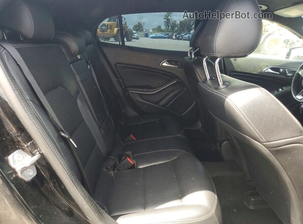 WDCTG4GB4KJ585373 2019 MERCEDES-BENZ GLA Черный Вид подкапотного пространства
