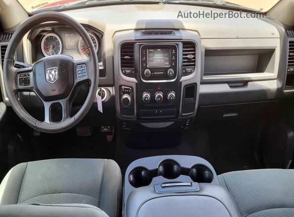 1C6RR6FT5HS866348 2017 RAM 1500 Синий Вид задних сидений