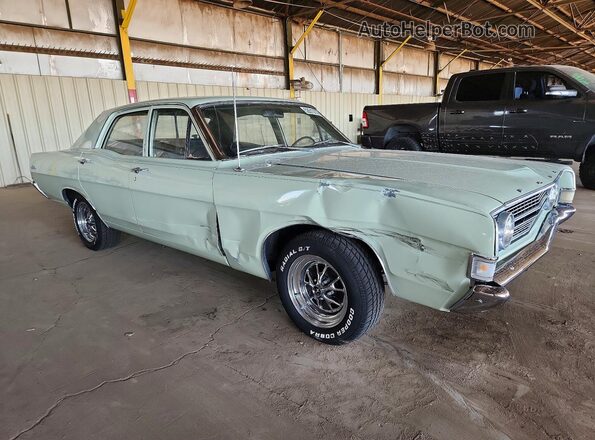8K31F130395 1968 FORD FAIRLANE White Передня права чверть