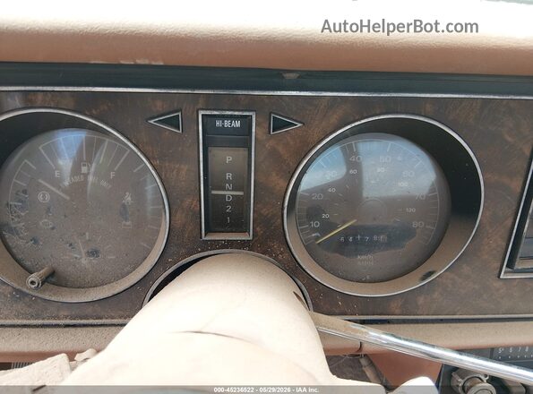 8K93T237269 1978 FORD FAIRMONT Brown Vista de los asientos traseros