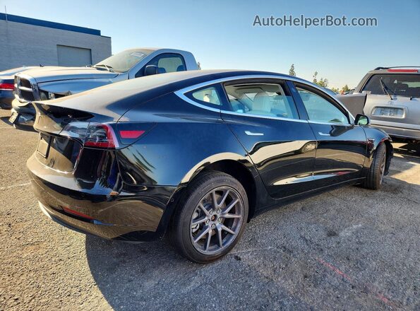 5YJ3E1EB8KF391577 2019 TESLA MODEL Черный Передняя правая четверть