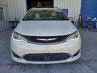 2017 Chrysler Pacifica Limited Кремовый vin: 2C4RC1GG1HR695551