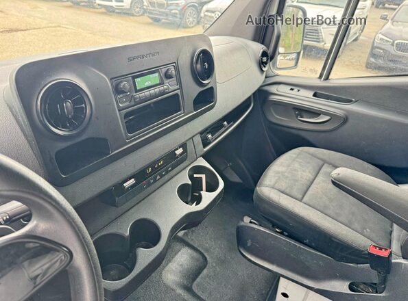 W1Y40CHY6MT061771 2021 MERCEDES-BENZ SPRINTER Белый Вид задних сидений