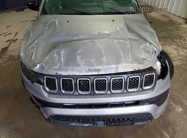 3C4NJDAN3PT514765 2023 JEEP COMPASS Silver Widok naklejki z numerem VIN