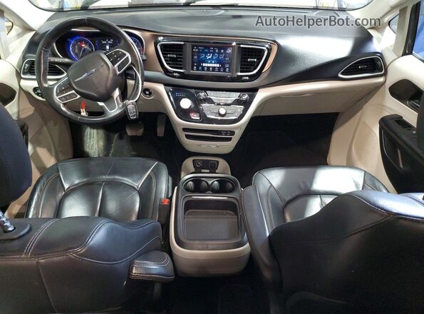 2C4RC1BG9KR665762 2019 CHRYSLER PACIFICA Угольный Вид щитка приборов