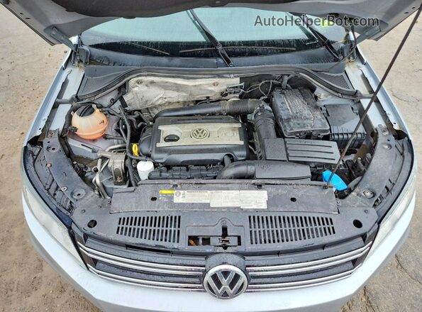 WVGBV7AX3HK013626 2017 VOLKSWAGEN TIGUAN Серебряный Вид наклейки с VIN-кодом