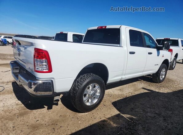 3C6UR5DL2PG537684 2023 RAM 2500 Белый Передняя правая четверть