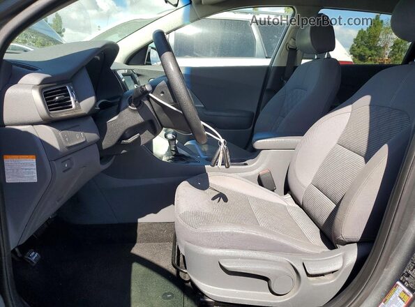 KNDCB3LC6J5161472 2018 KIA NIRO Серый Вид панели приборов