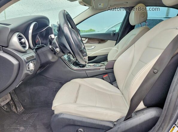 55SWF4JB7HU193095 2017 MERCEDES-BENZ C Gray Vista del salpicadero