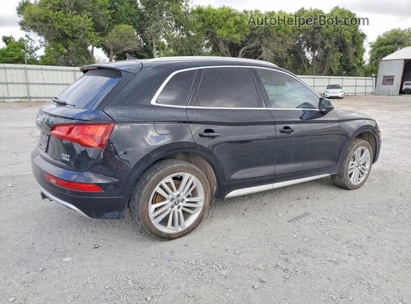 WA1BNAFY9J2002200 2018 AUDI Q5 Черный Передняя правая четверть