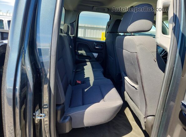 1GCVKREC3HZ230856 2017 CHEVROLET SILVERADO Gray Rear interior view
