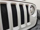 2020 Jeep Wrangler Unlimited Sport White vin: 1C4HJXDG1LW238408 Damage: Grille, Chipped, 4