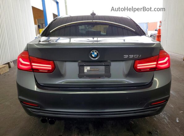 WBA8B9G38HNU51934 2017 BMW OTHER Gray Widok wnętrza z przodu
