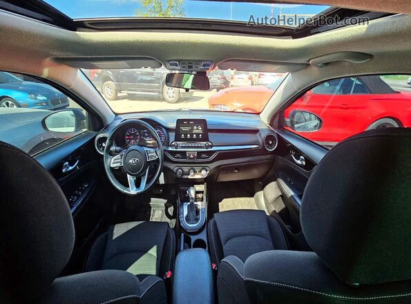 3KPF54AD7ME296796 2021 KIA FORTE Синий Вид задних сидений