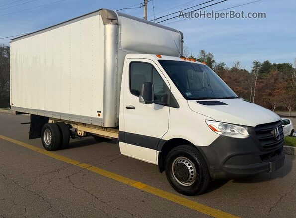 W1X9D33Y4MN133545 2021 MERCEDES-BENZ SPRINTER White Vista tres cuartos delantera izquierda