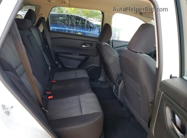 5N1BT3BA2SC779146 2025 NISSAN ROGUE White Vista de los asientos traseros