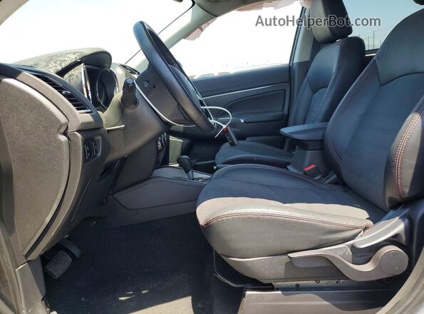 JA4ARUAUXPU011524 2023 MITSUBISHI OUTLANDER Серый Вид панели приборов