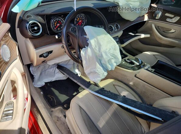 WDDZF4JB3HA204929 2017 MERCEDES-BENZ E Red Widok deski rozdzielczej