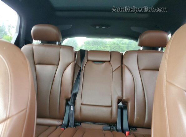 WA1VAAF78HD015230 2017 AUDI Q7 Белый Вид задней части салона