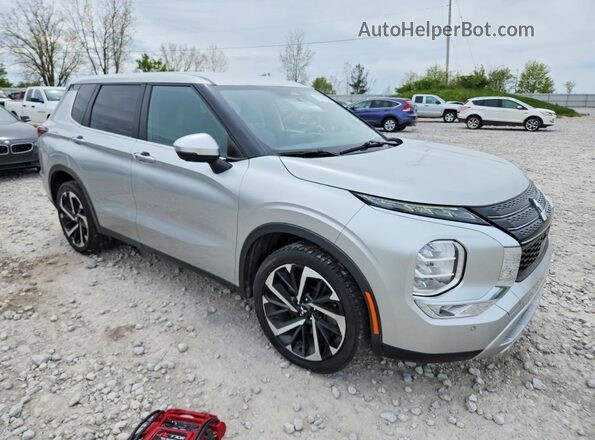 JA4J3UA8XNZ010359 2022 MITSUBISHI OUTLANDER Серебряный Вид спереди