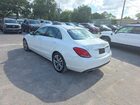 2019 Mercedes-benz C 300 White vin: 55SWF8DB1KU288407