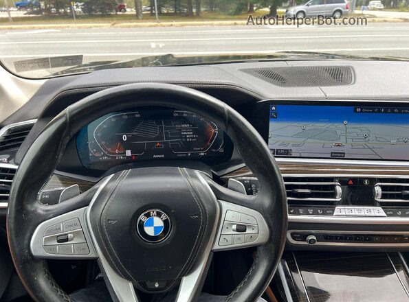 5UXCW2C06M9F67044 2021 BMW X7 Черный Вид панели приборов