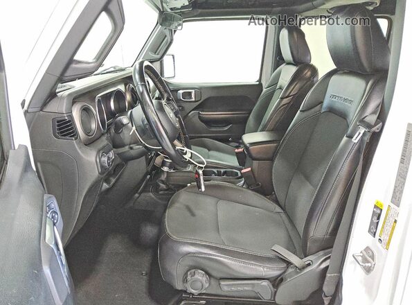 1C4HJXDG1LW238408 2020 JEEP WRANGLER White Widok wnętrza z przodu