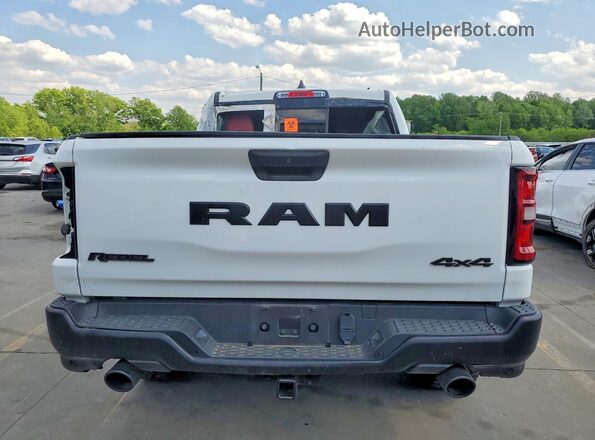 1C6SRFLP0SN583872 2025 RAM 1500 Белый Вид салона спереди