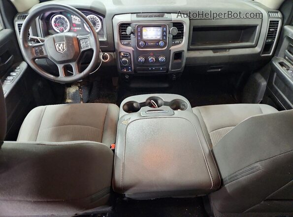 1C6RR7FG4MS535182 2021 RAM 1500 Белый Вид щитка приборов