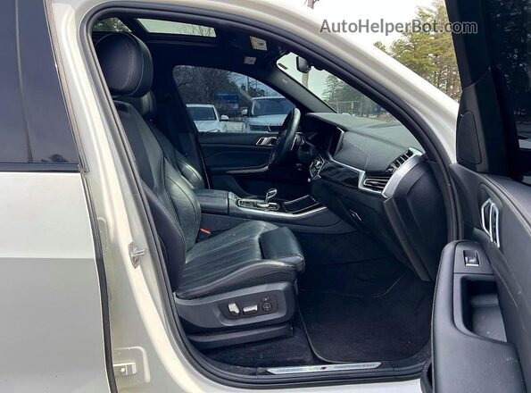 5UXCR6C07LLL75726 2020 BMW X5 Белый Вид сзади