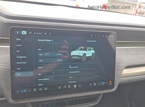 7PDSGABA4PN019950 2023 RIVIAN R1S Серый Вид щитка приборов