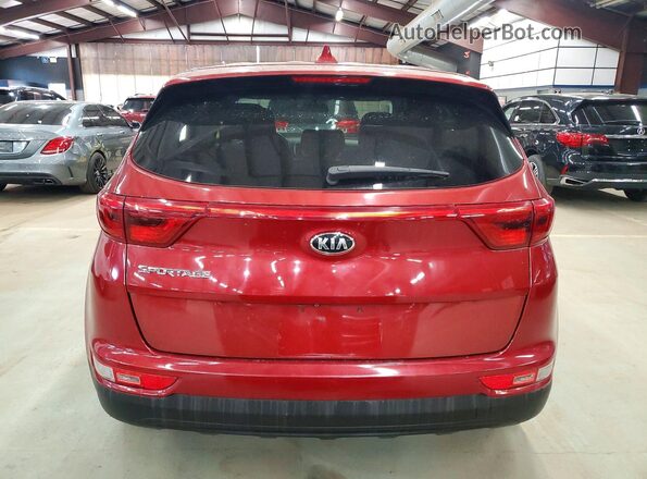 KNDPMCAC1H7157133 2017 KIA SPORTAGE Красный Вид салона спереди