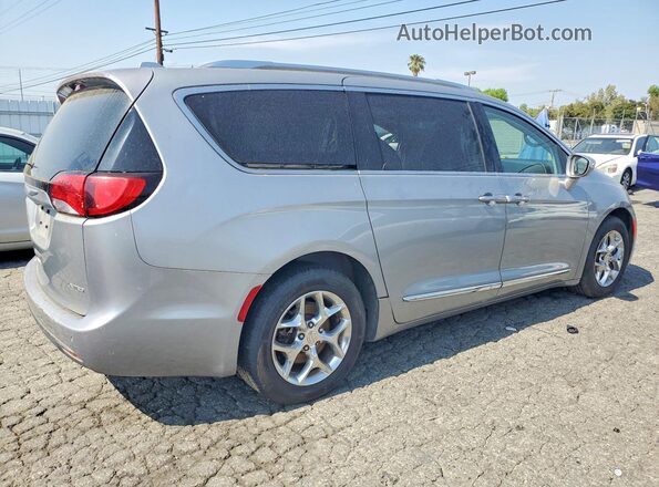 2C4RC1GG6HR504318 2017 CHRYSLER PACIFICA Серебряный Передняя правая четверть