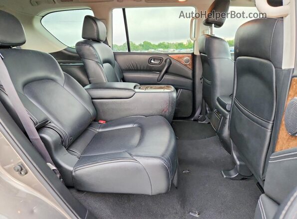 JN8AZ2NE3H9158242 2017 INFINITI QX80 Серый Вид подкапотного пространства
