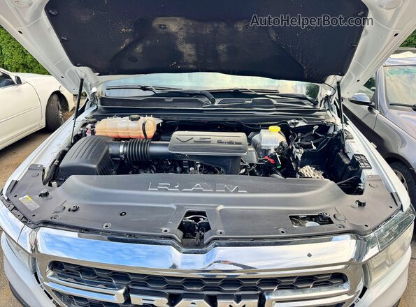 1C6RREBGXNN273503 2022 RAM 1500 Белый Вид панели приборов