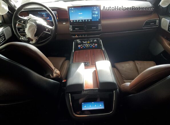 5LMJJ2LG4REL17777 2024 LINCOLN NAVIGATOR Белый Вид щитка приборов