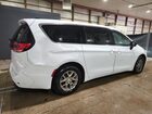 2025 Chrysler Pacifica Select Белый vin: 2C4RC1BG6SR614588 Damage: Right Qtr Panel, Dent(S) W/ Paint Dmg, > 12 Inches