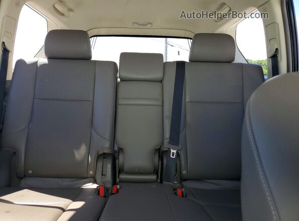 JTJBM7FX5G5135947 2016 LEXUS GX Белый Вид задней части салона