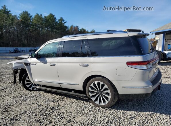 5LMJJ2LG4REL17777 2024 LINCOLN NAVIGATOR Белый Задняя правая четверть
